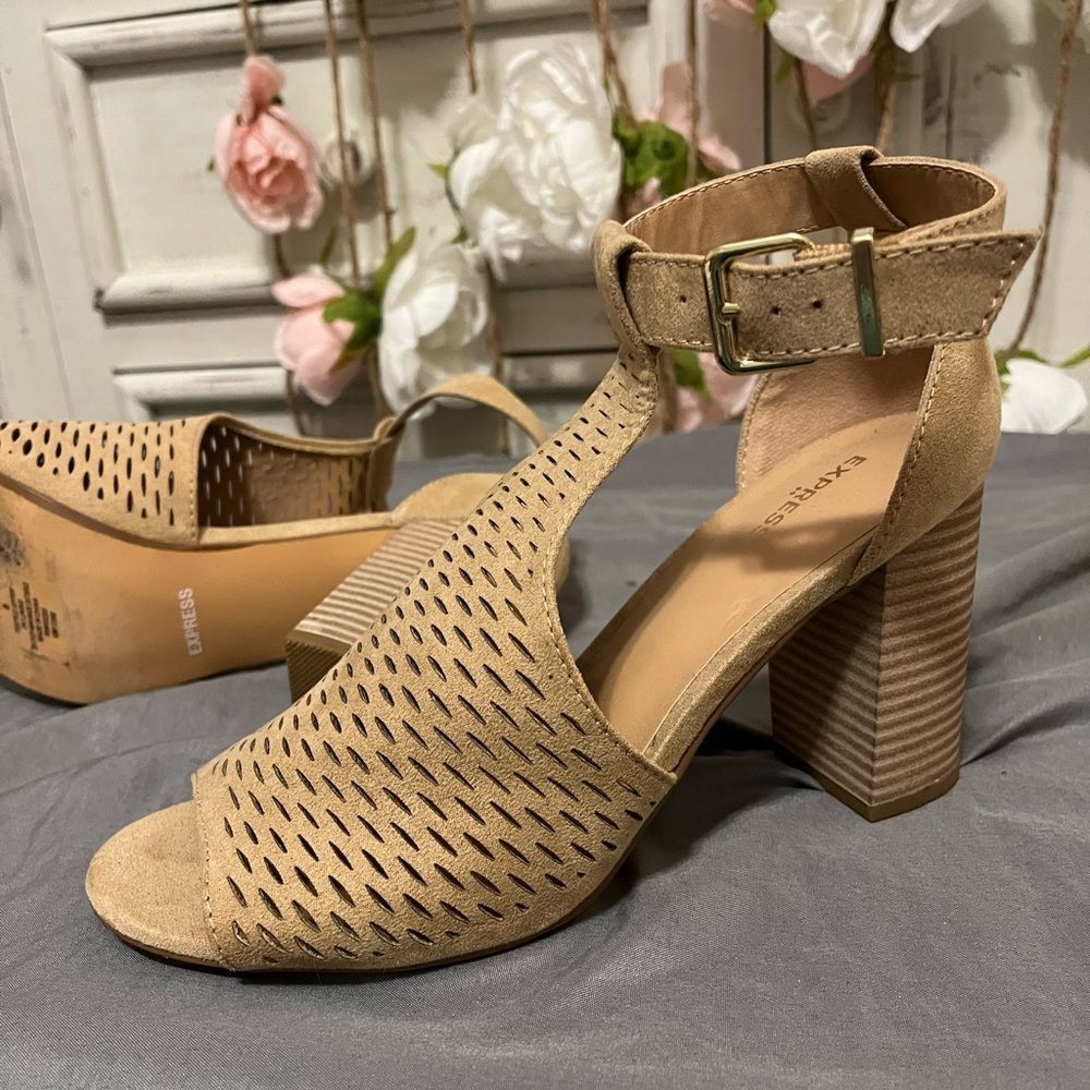 Express tan faux suede block heel